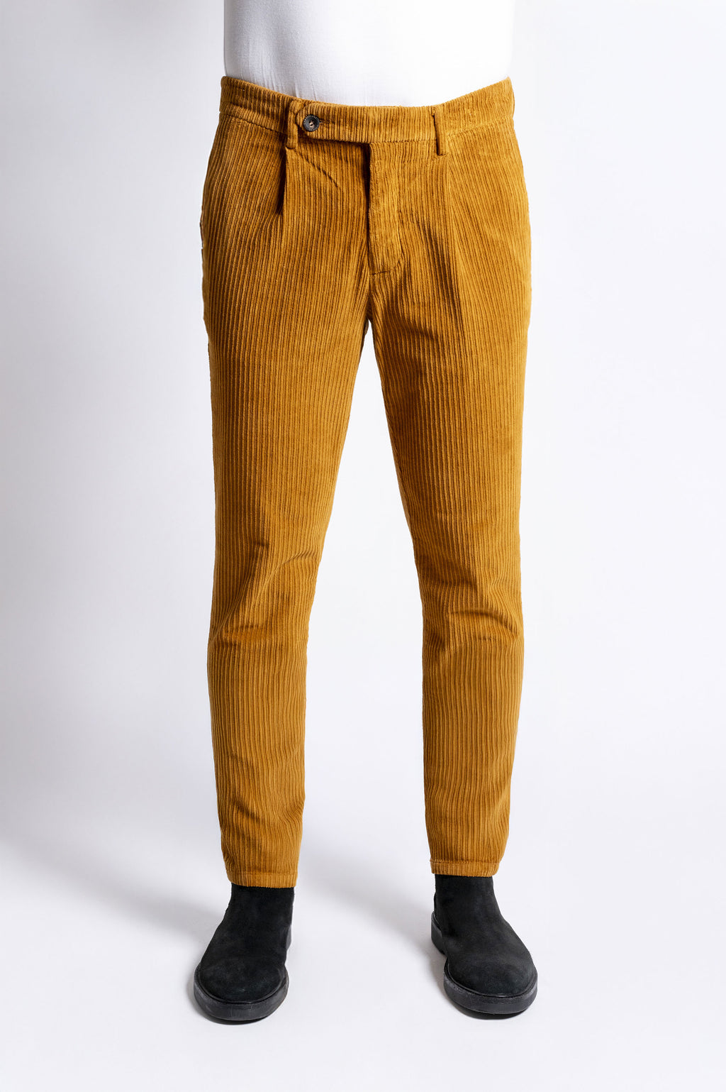 Roland - Pleated Slim Chino in French-Rib Stretch Corduroy - 49T 754 Rust STD